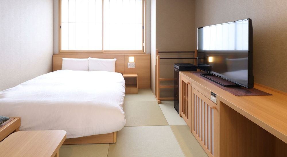Basic Double Room