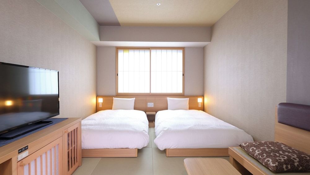 Basic Twin Room