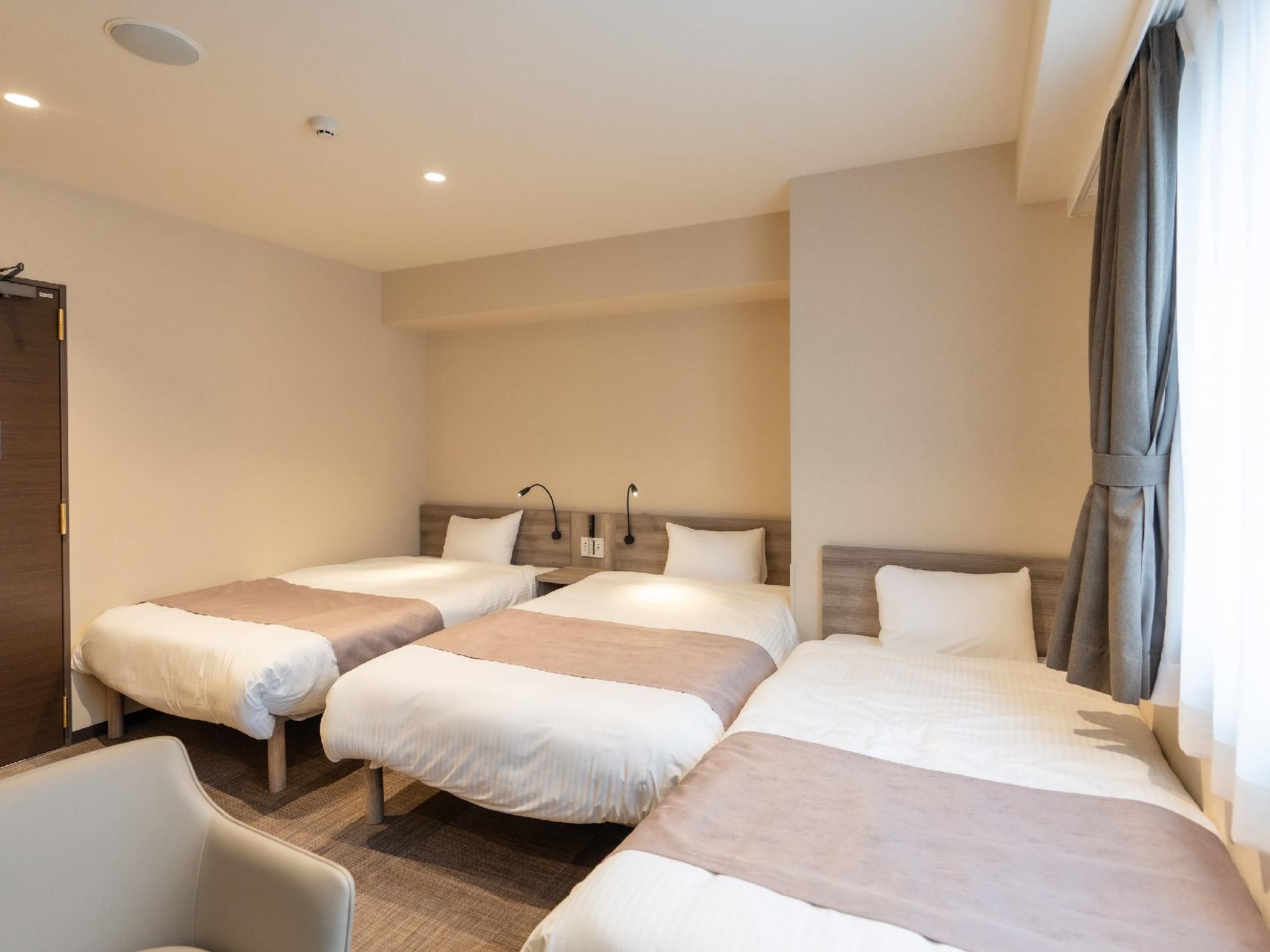 3-Bedroom Room