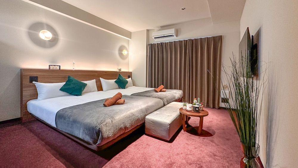 Deluxe Quadruple Room