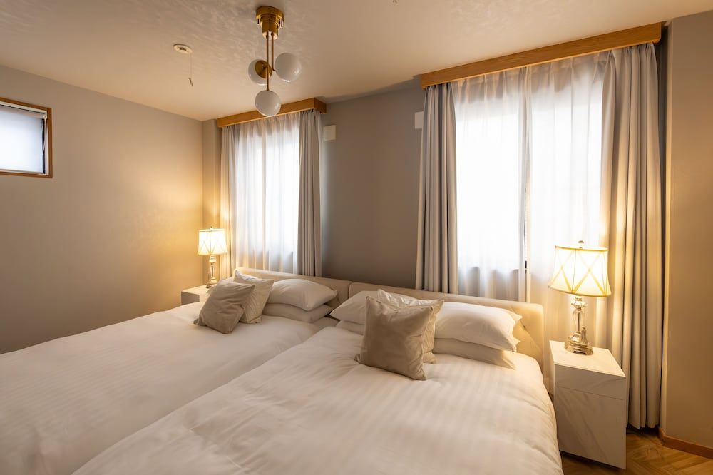Deluxe House