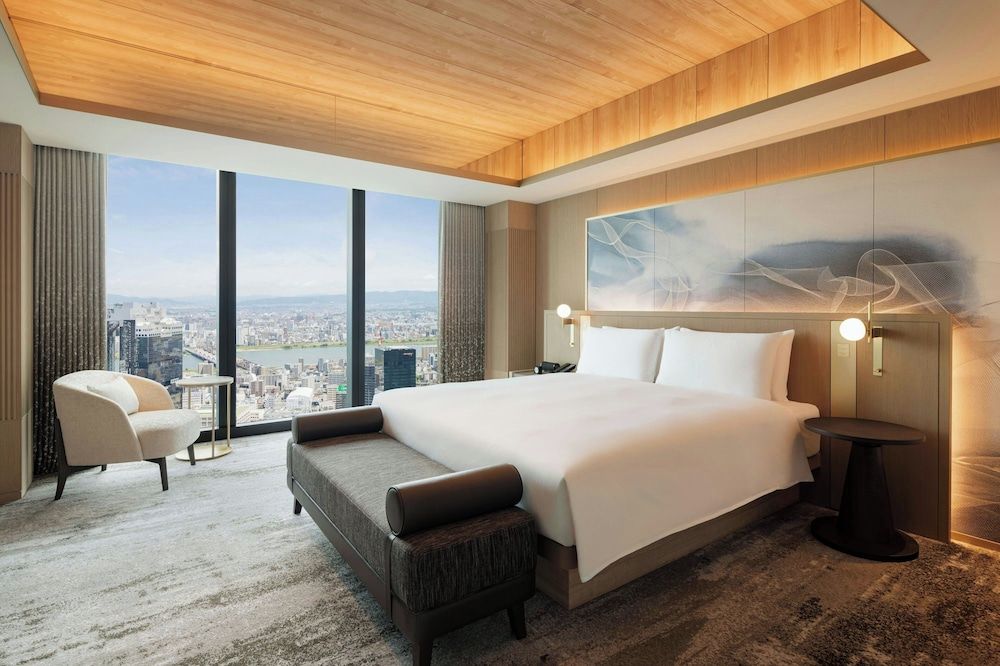 Specialty Suite King, 1 King Bed, Non Smoking
