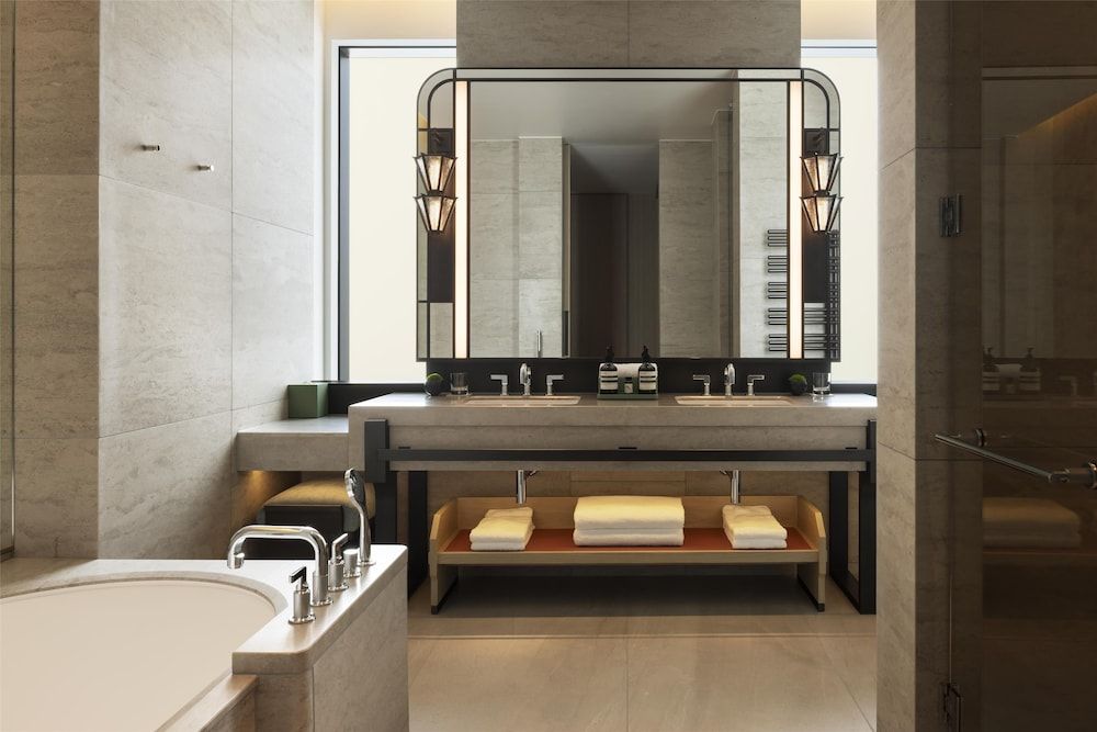 Waldorf Penthouse