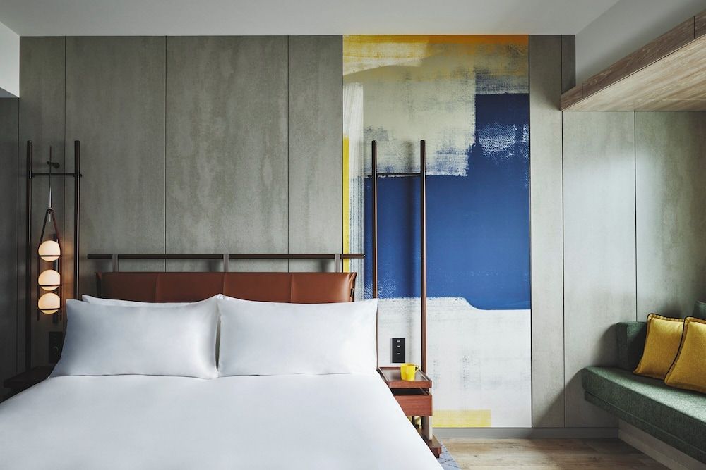 Grand Room, 1 King Bed (Double Basin)