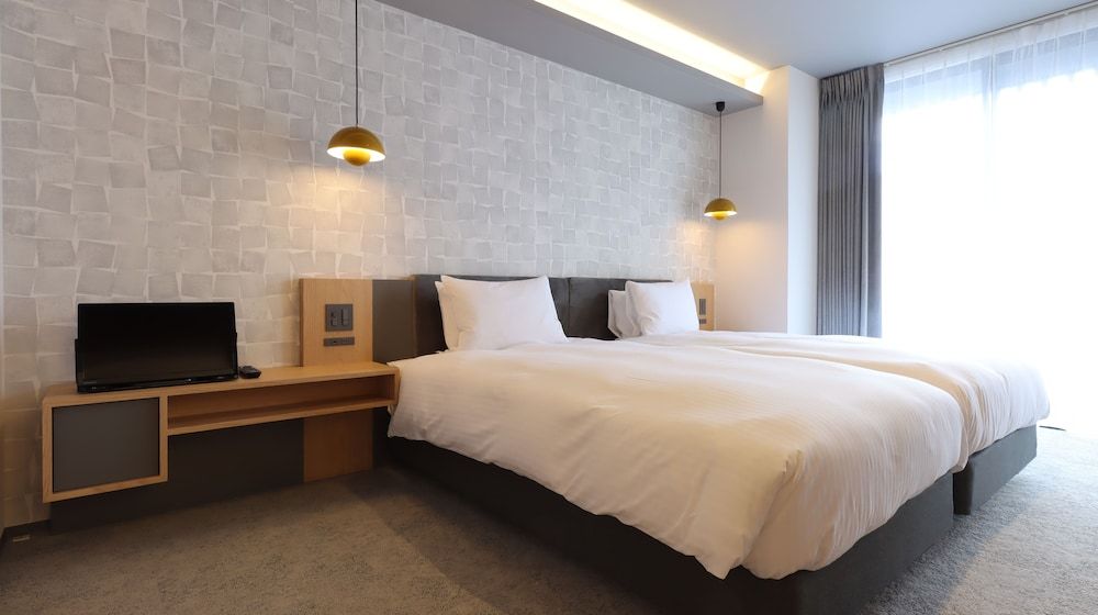 Superior Suite, City View