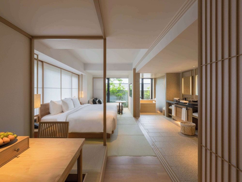 Onsen Retreat King