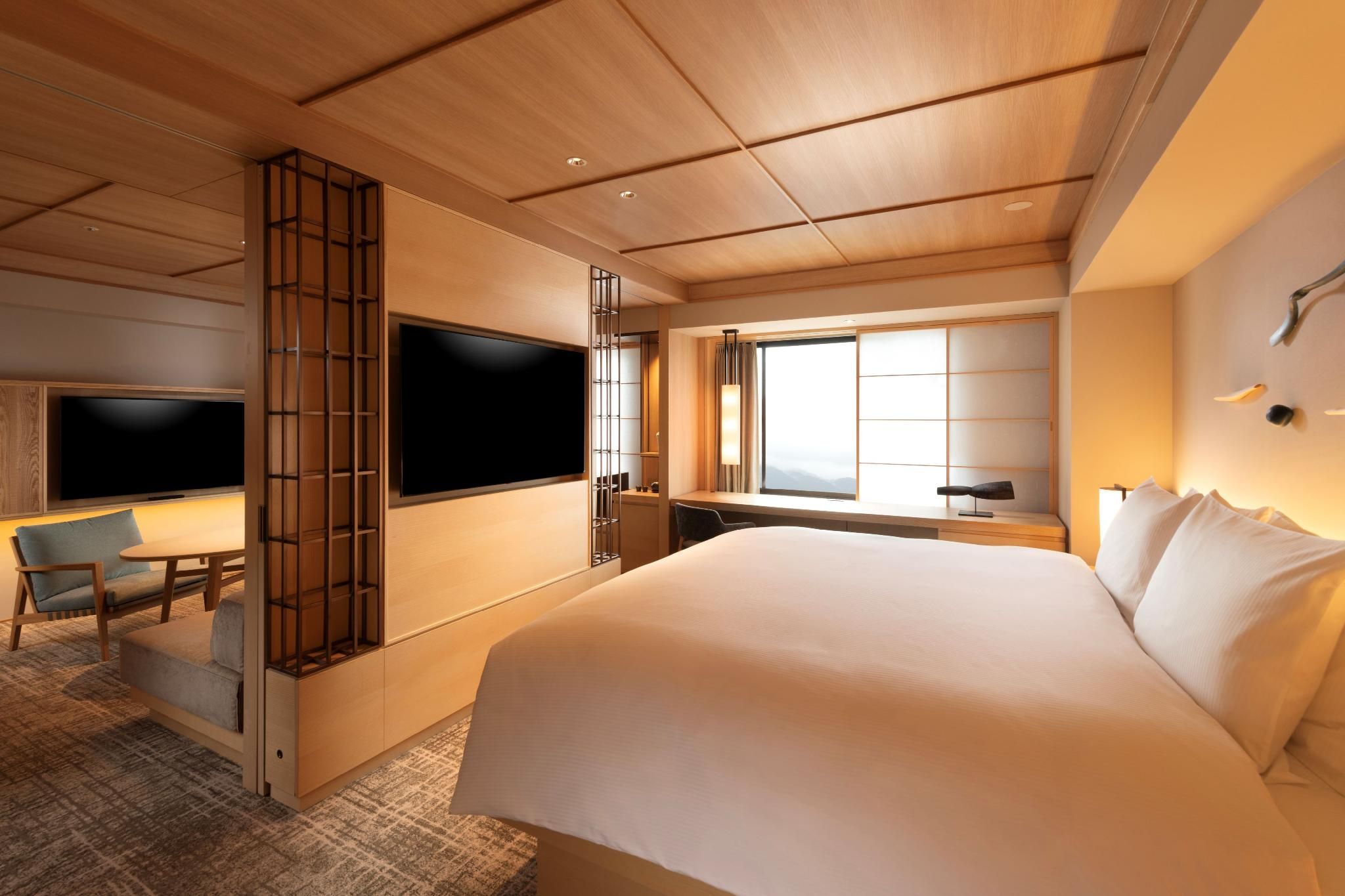 King Deluxe Suite
