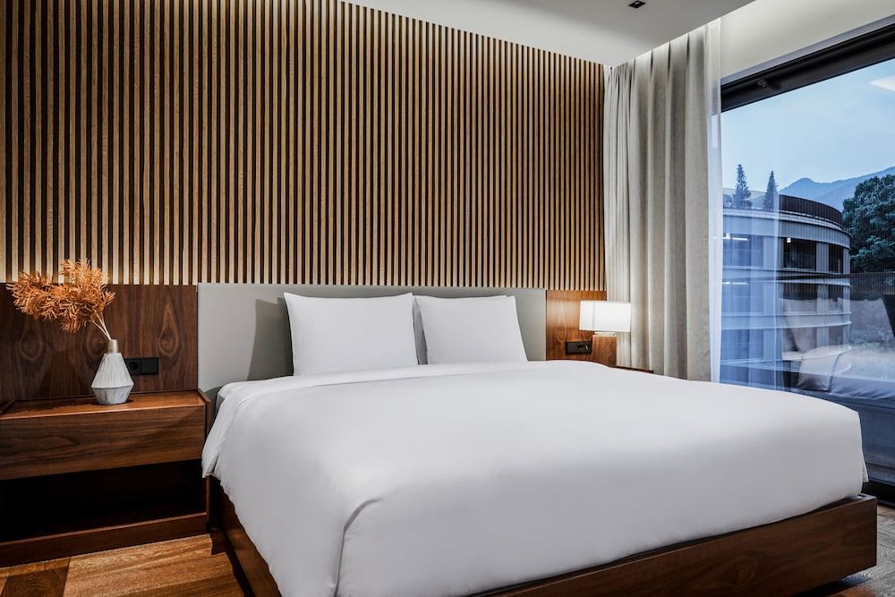 Paraspara Seoul Timber (Based on 2 Guests, Extra person fee KRW 33,000 on site)