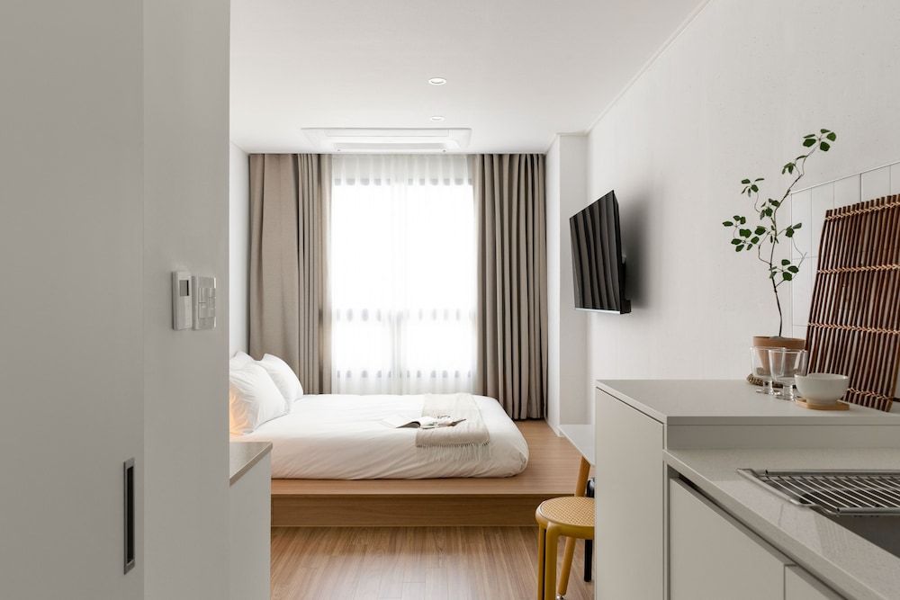 Urbanstay Boutique Ikseon Studio 2