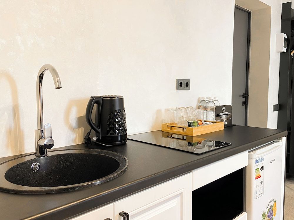 Beles Apartments Basic Twin Room, Courtyard View 16