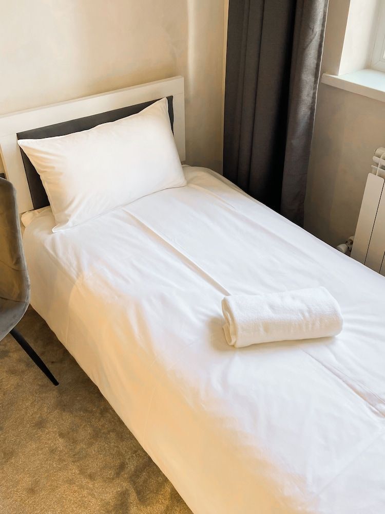 Beles Apartments Basic Twin Room, Courtyard View