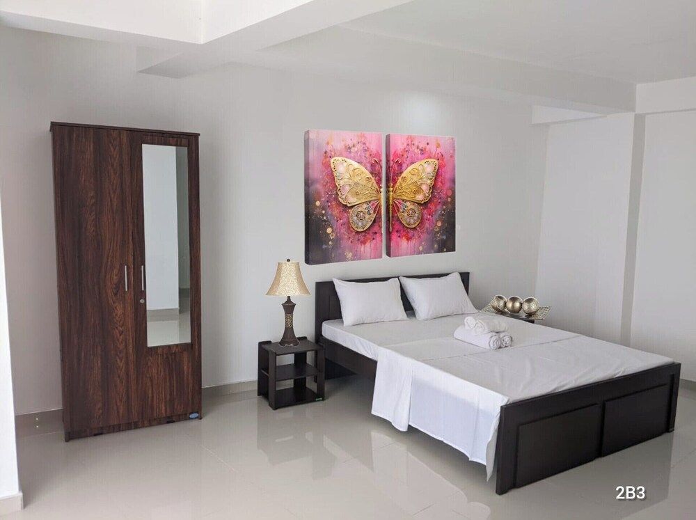 Panoramic Room