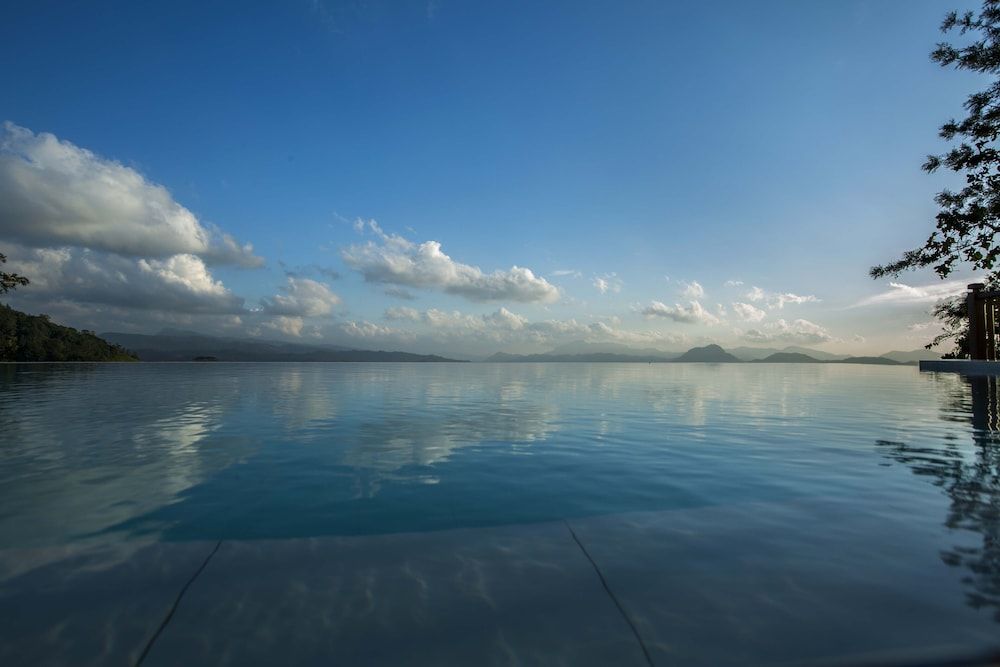 Infinity Pool