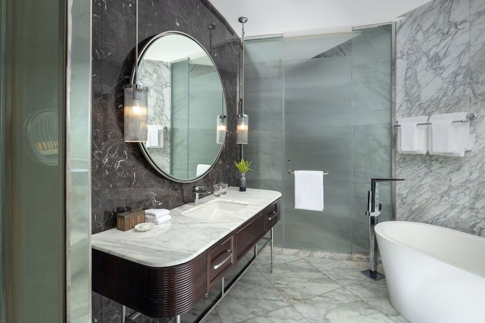 ITC Ratnadipa, a Luxury Collection Hotel, Colombo ITC One with City View, Private Balcony & Luxury Hours 5