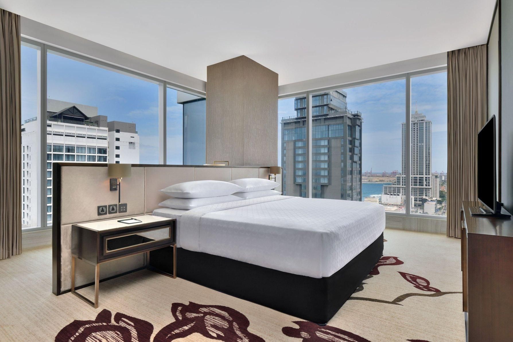 Executive Suite, Club lounge access, Suite, 1 King, Ocean view