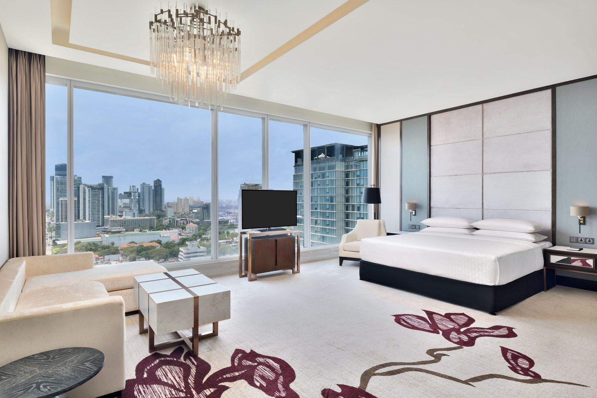 Junior Suite, Club lounge access, Suite, 1 King, Ocean view