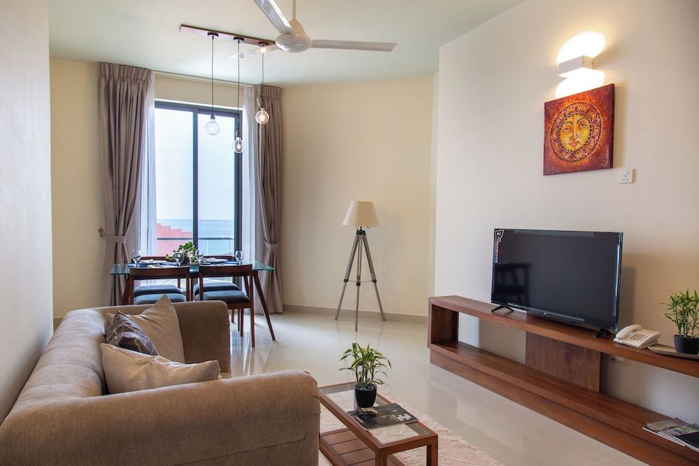 Marine Suites Superior Apartment 9