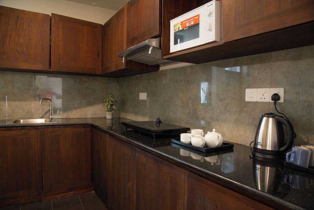 Marine Suites Superior Apartment 6