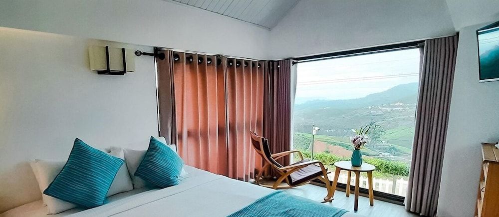 The Blackberry Cottage Junior Loft