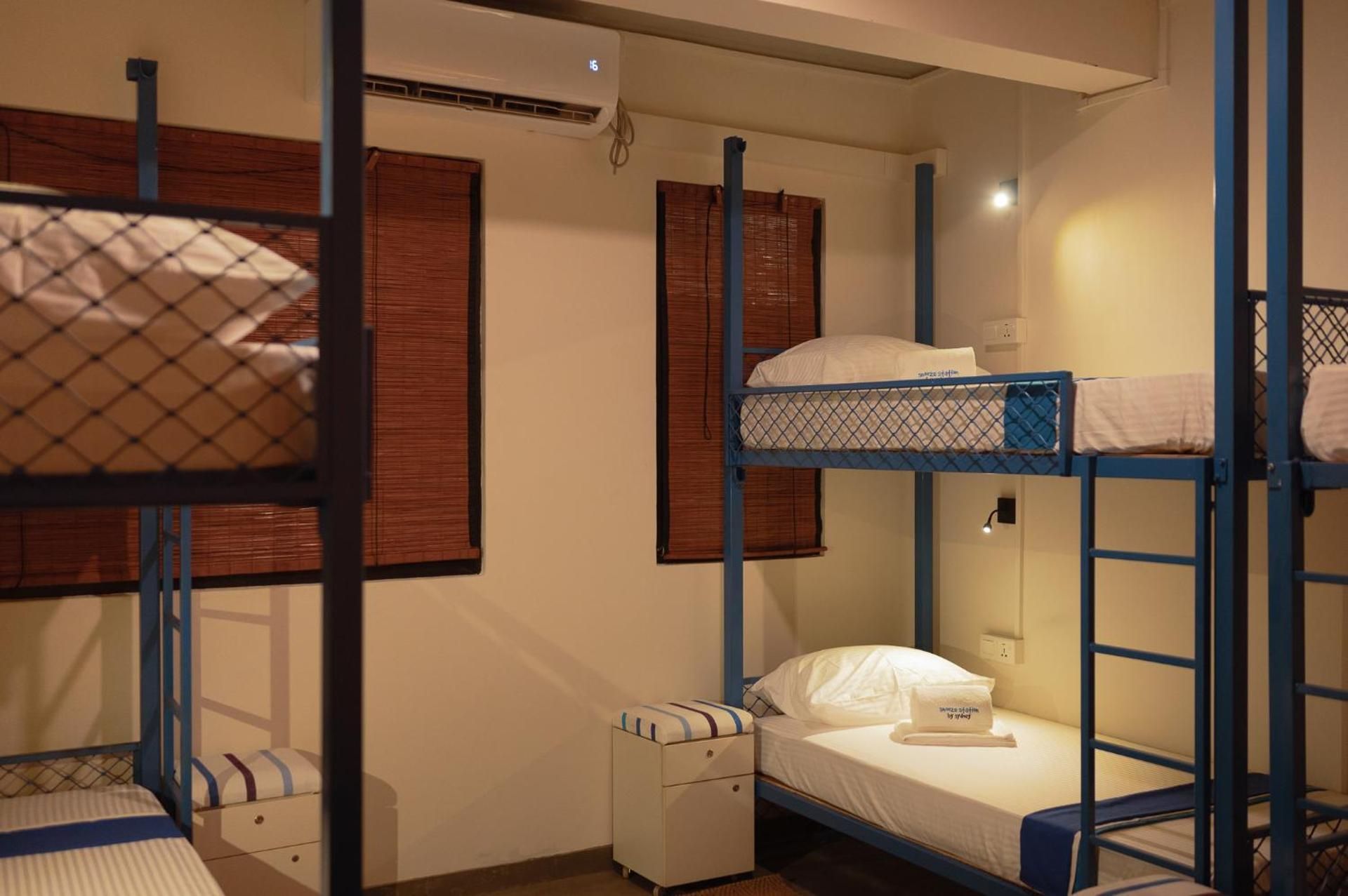 Bed in 6-Bed Mixed Dormitory Room