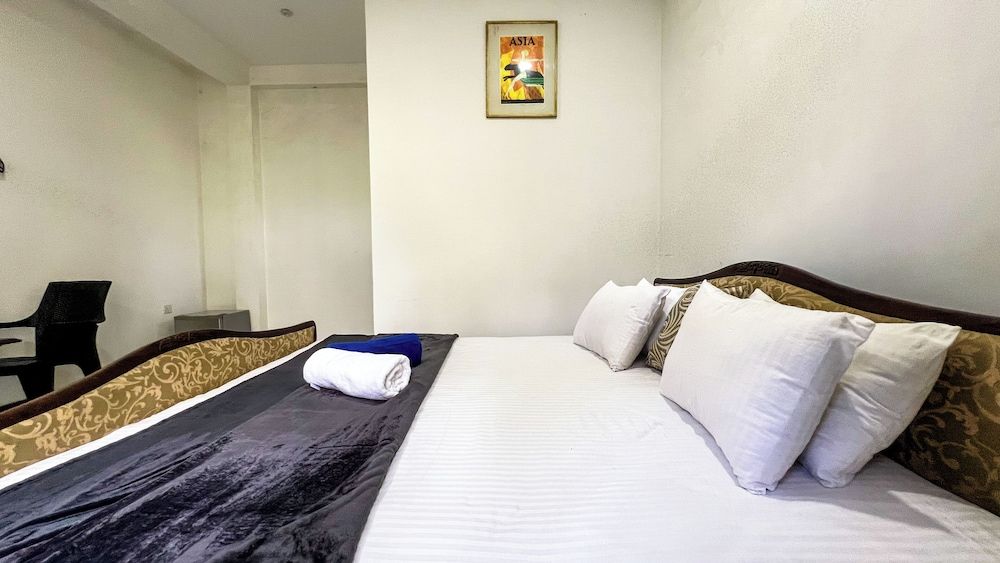 Galle Catamaran Villa Deluxe Double Room, 1 King Bed, Garden View 3