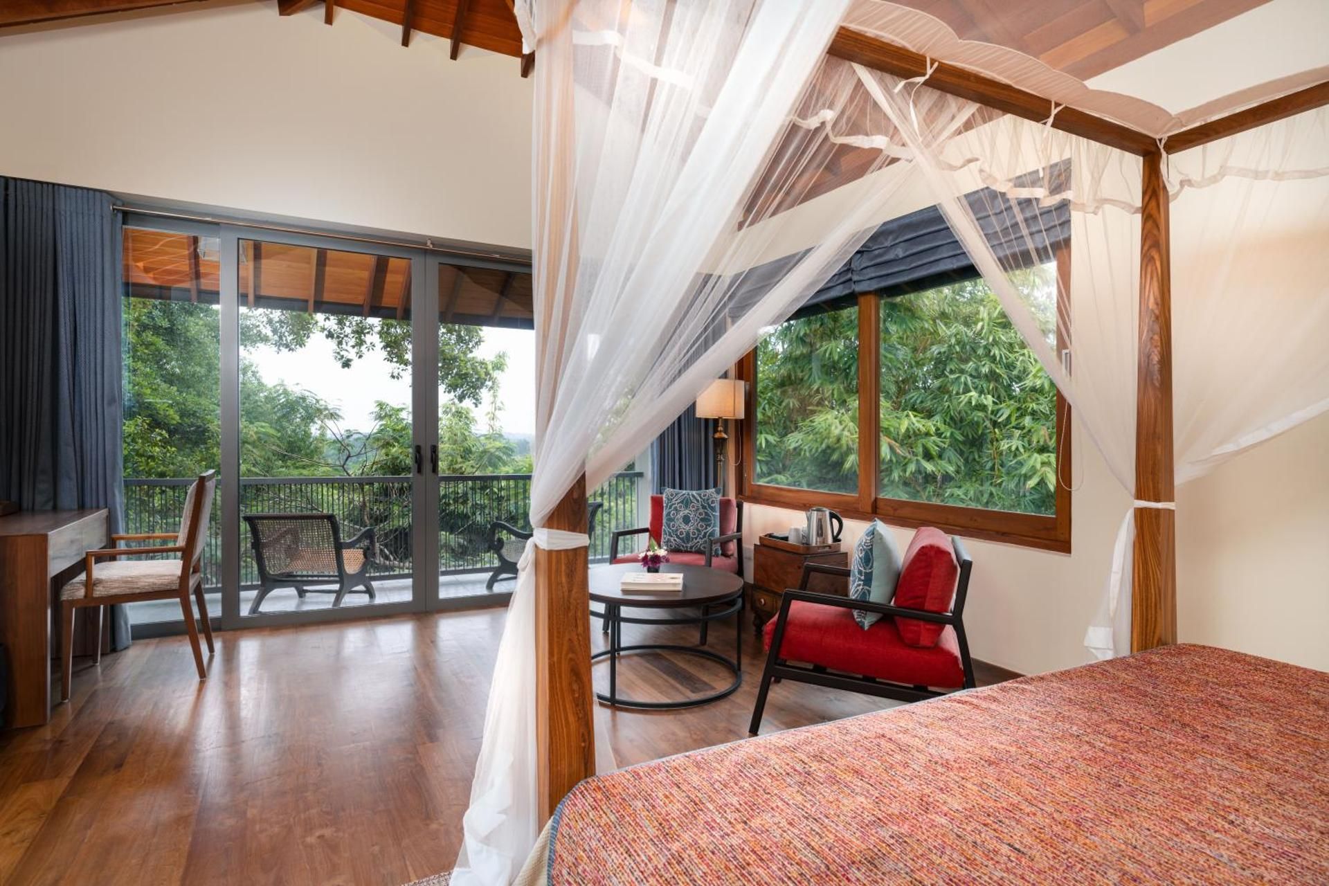 Family Room with Garden View