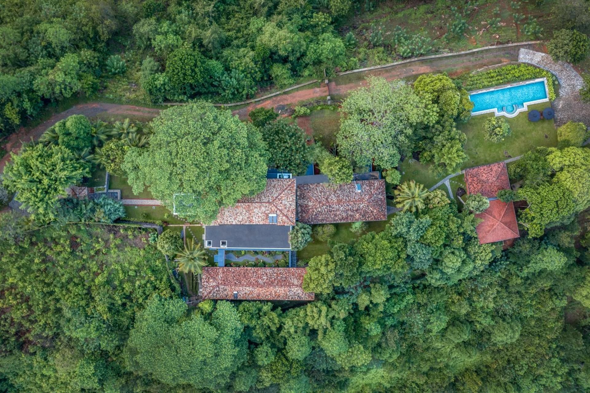 Heavensa Luxury Villas and Suites by The Clarks