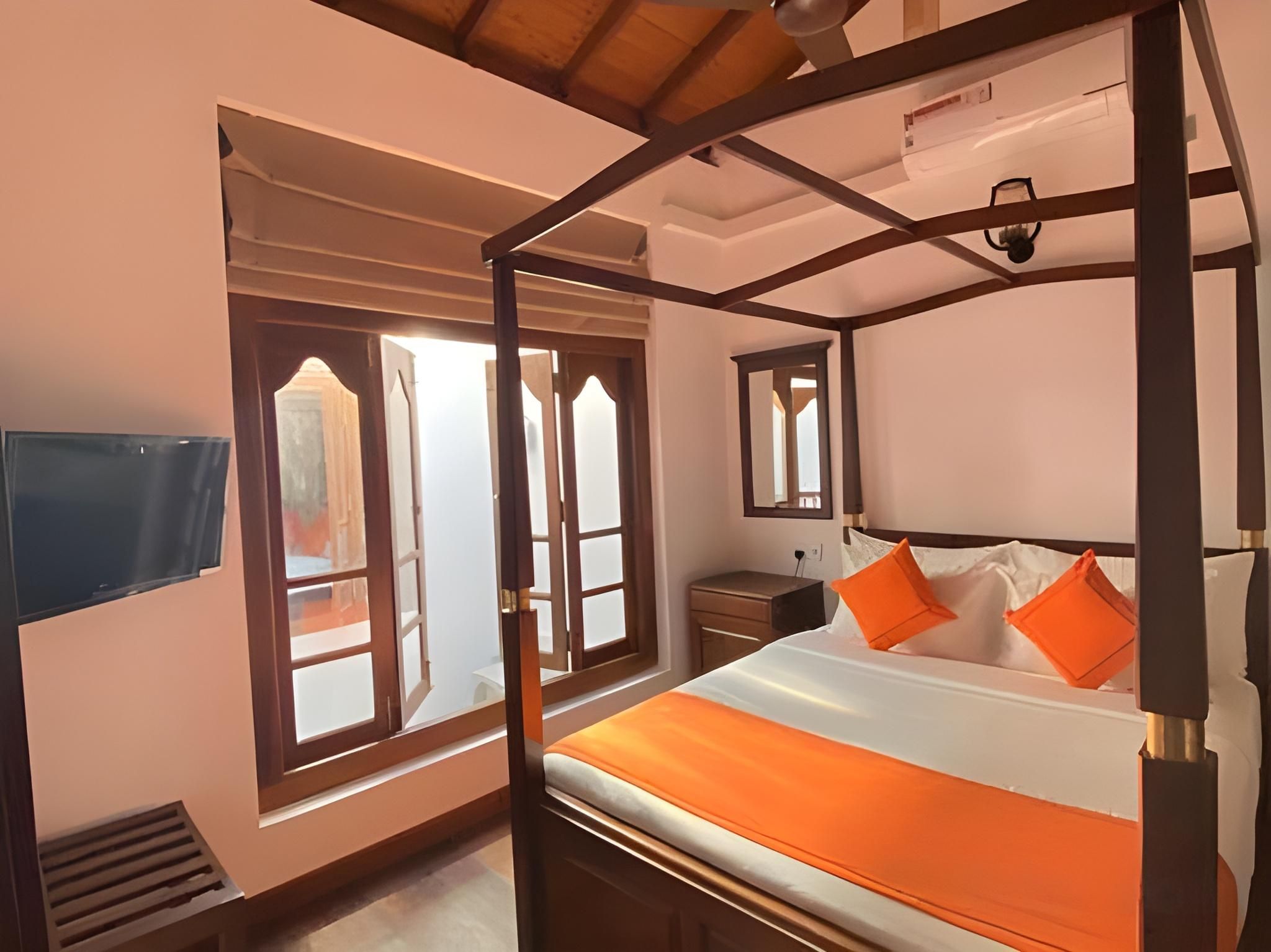 Deluxe - Non-Smoking