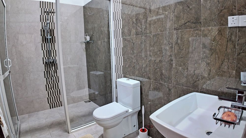 Charika Villa Basic Double Room 17