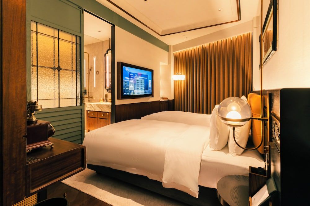 Hotel Central Classic Room, 2 Twin Beds, City View 2