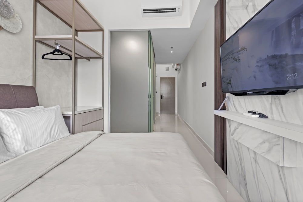 Novo Kuala Lumpur Deluxe Single Room, City View 6