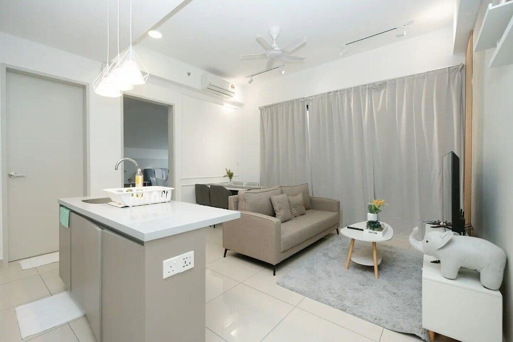 Cozy Skyline Retreat Trion KL - Level 63 Comfort Suite, City View 6