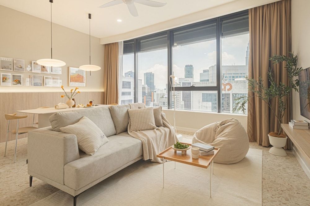 Premium Apartment, 3 Bedrooms, City View