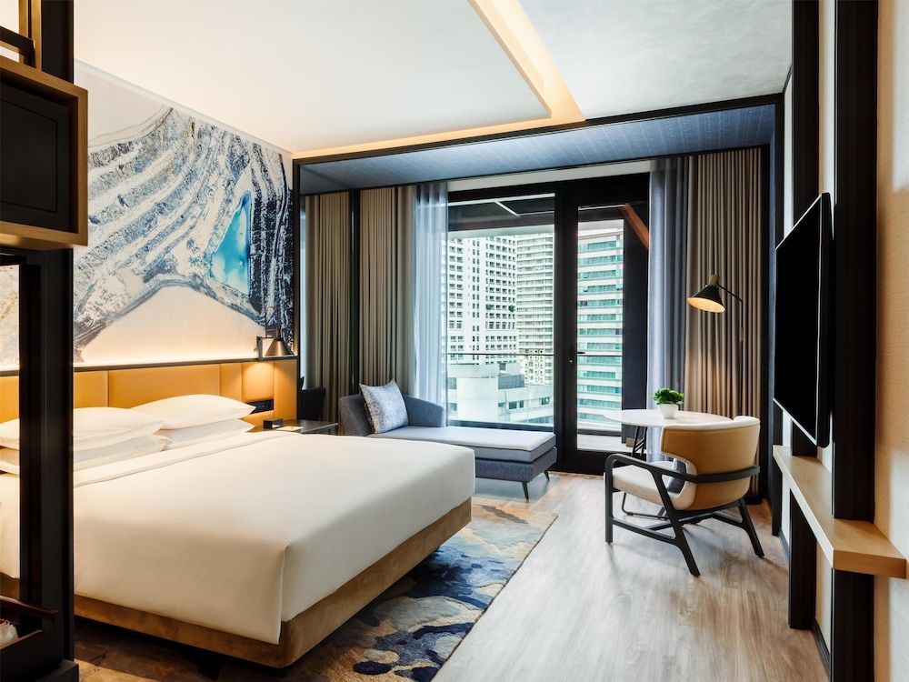 Room, 1 King Bed, Balcony