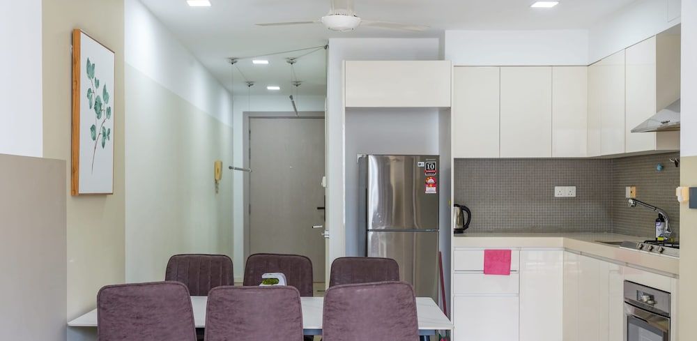 Fairlane Residences by Plush Family Apartment, 2 Bedrooms 5