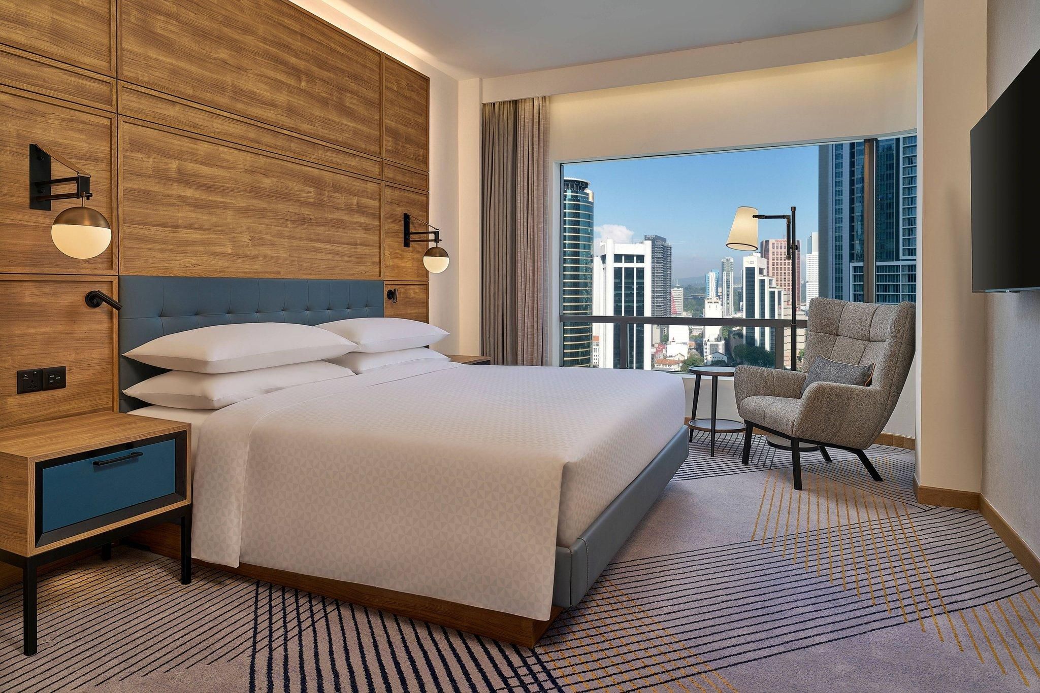 Executive Suite, 1 King, City view