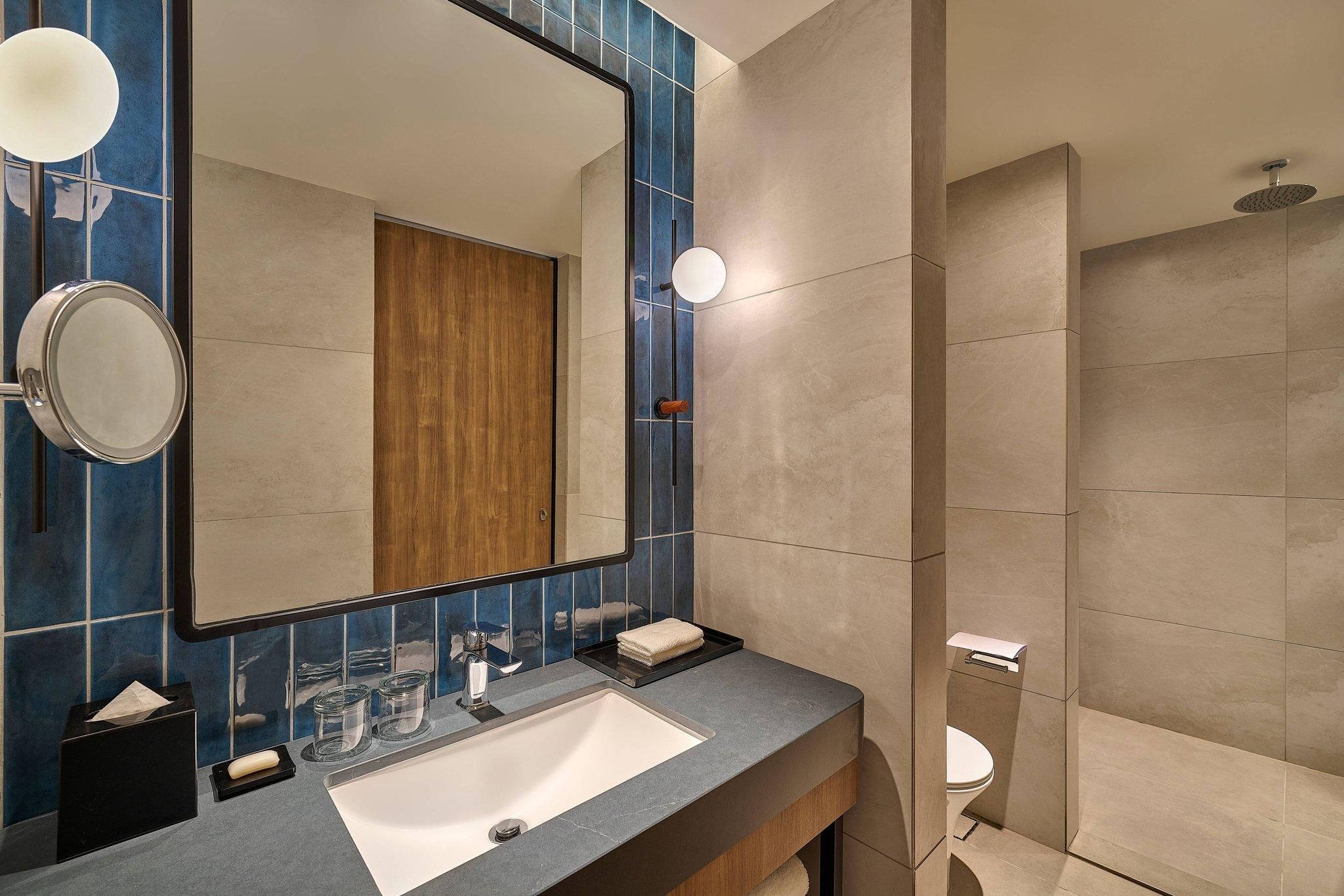 Executive Suite, 2 Double, City view