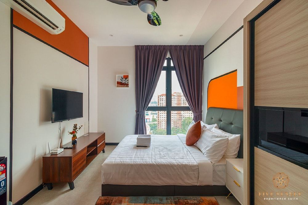 Studio Suite with Kitchen