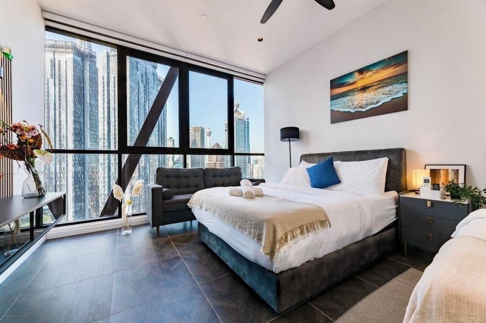 Junior Studio Suite