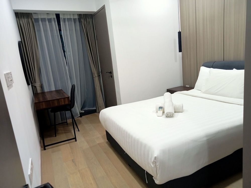 Eaton Residences KLCC by Luna