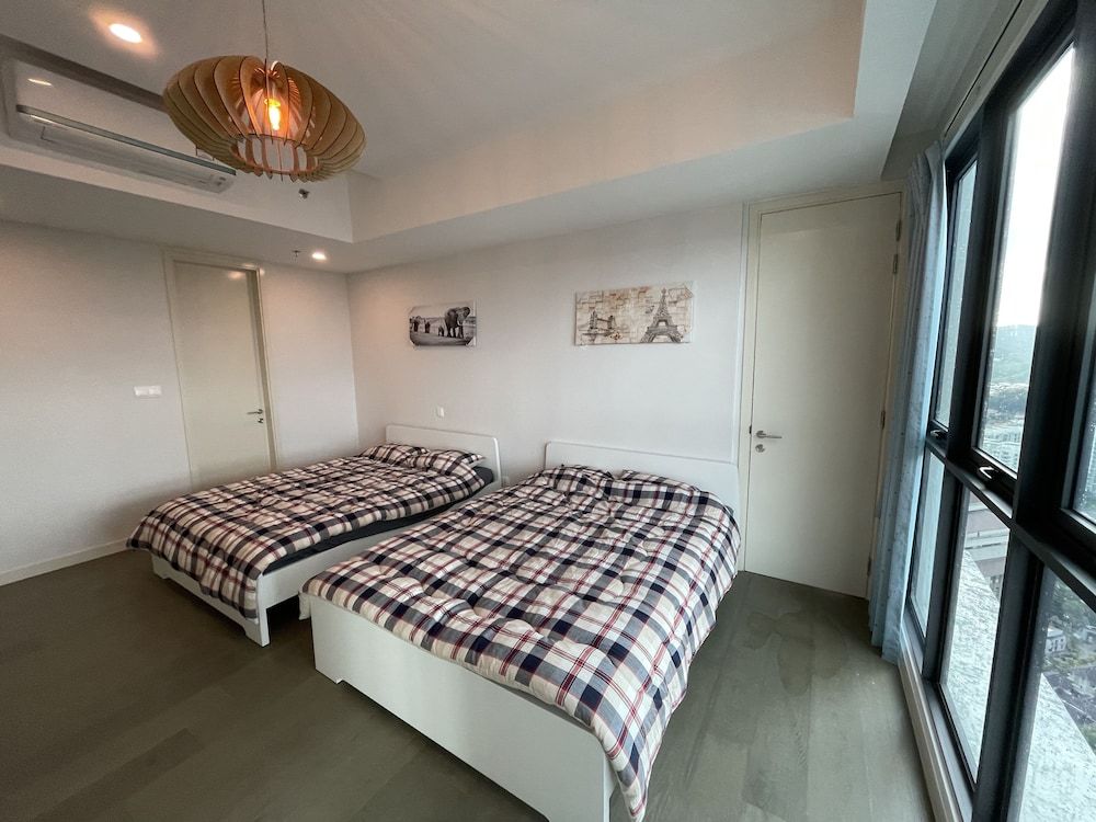 Designer Superior Twin Suite
