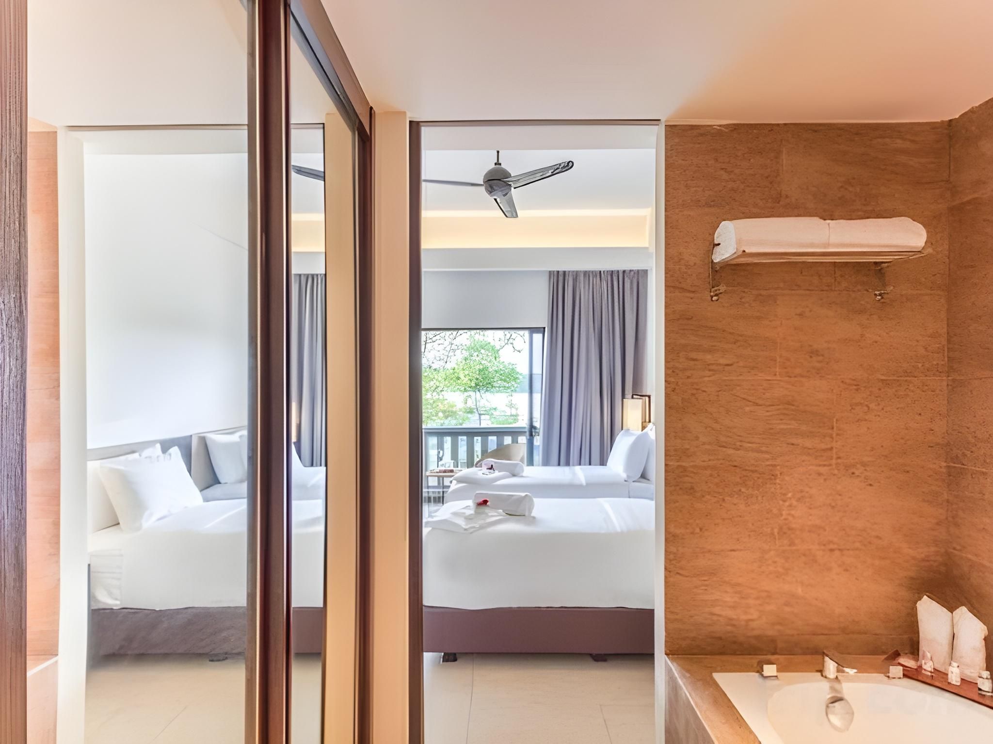 Camar Resort Langkawi Deluxe King - Pool Wing 3