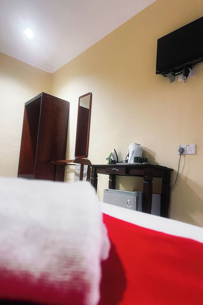 Langkawi Tok Jah Guest House Pantai Cenang Deluxe Room, 1 Queen Bed 7