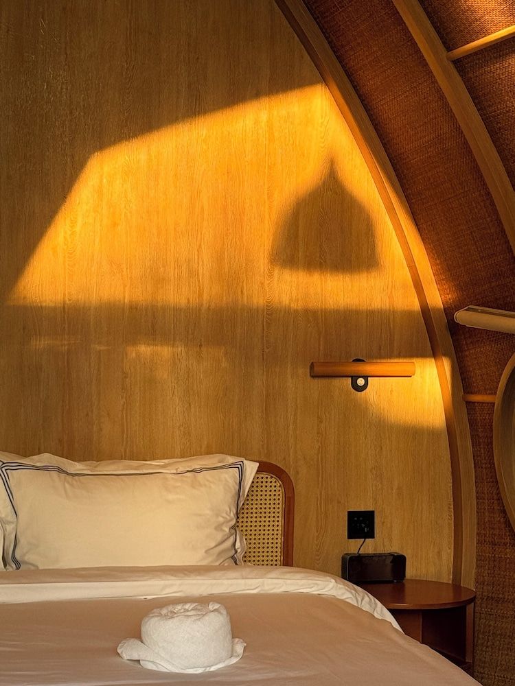 Found Mansion Garden View Room with Shared Pool 4