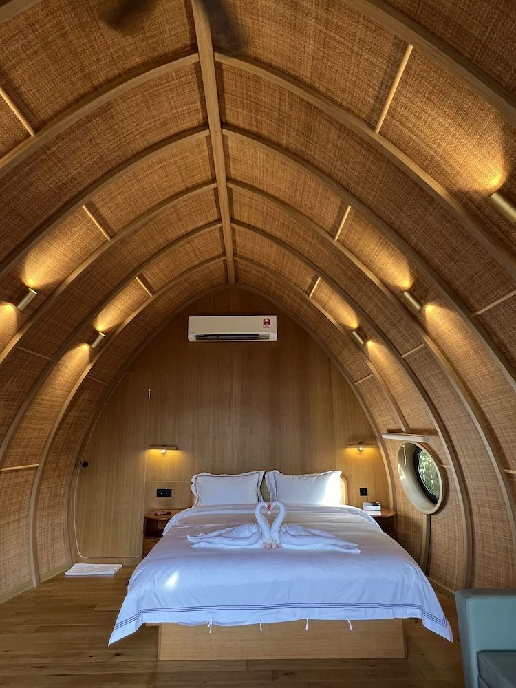 Found Mansion Garden View Room with Shared Pool 10