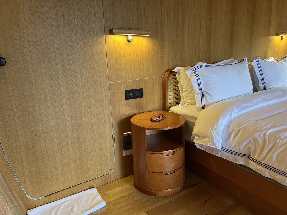 Found Mansion Garden View Room with Shared Pool 12