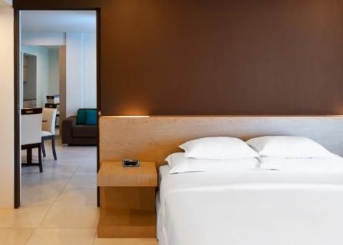 Premier Suite Seaview
