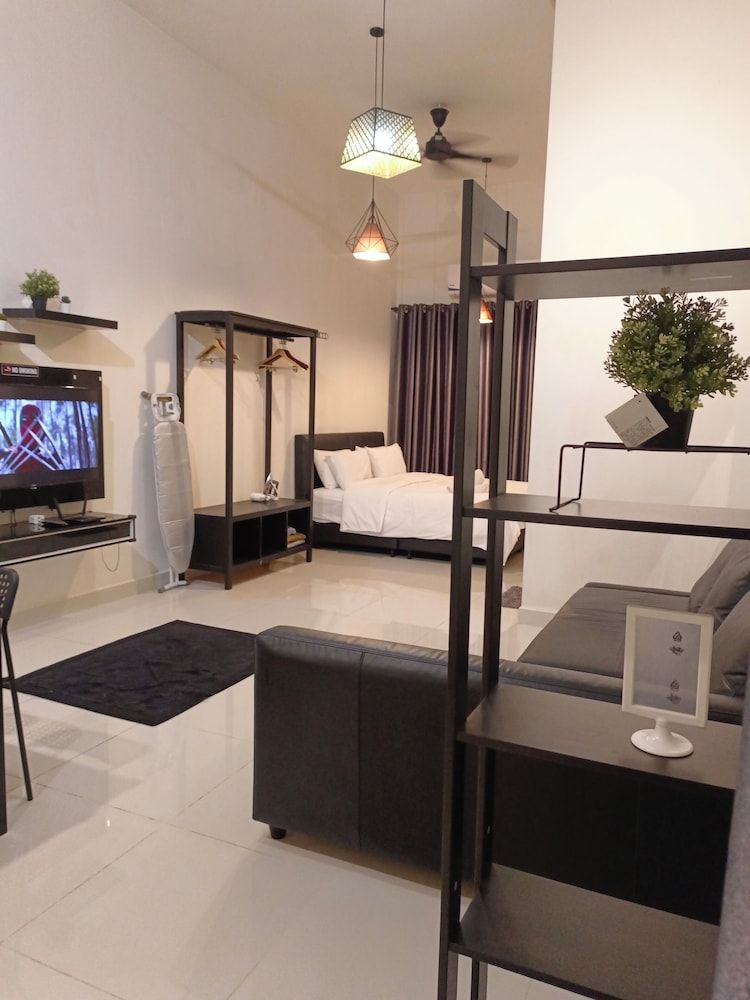 KLIA AIRPORT HOMESTAY 