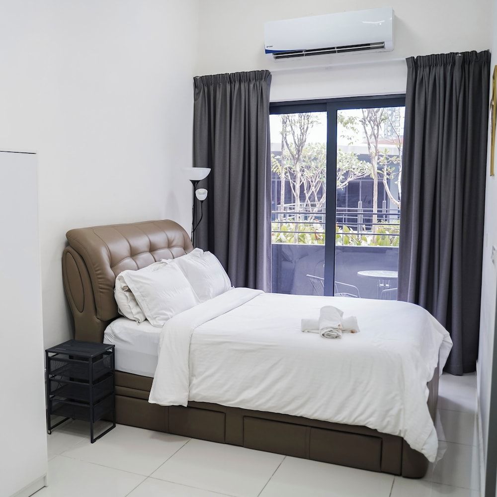 KLIA AIRPORT HOMESTAY 5 