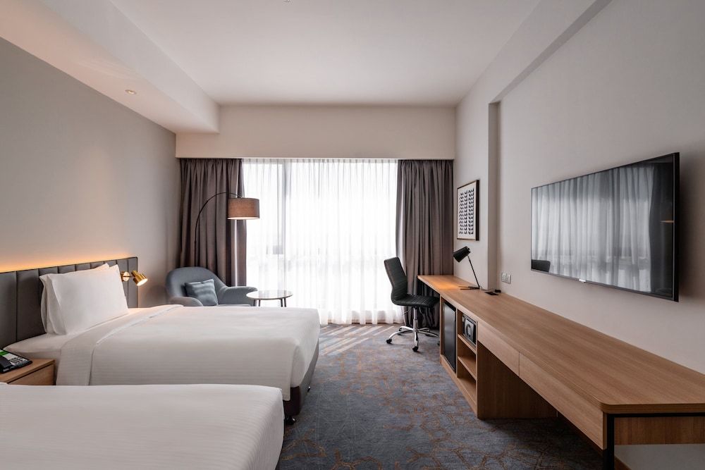 Holiday Inn Sepang Airport by IHG Standard Room, 2 Twin Beds
